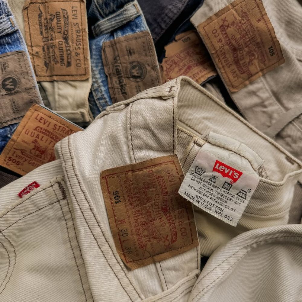 Premium Levi’s Mystery Box - Vintage Box