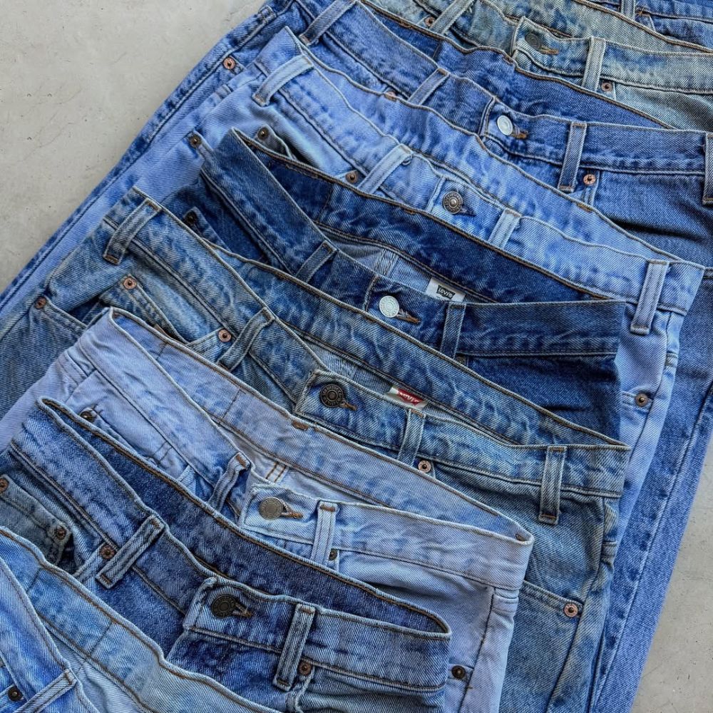 Premium Levi’s Mystery Box - Vintage Box