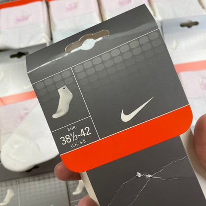 Vintage 00s Nike Socks White Green UK3-8