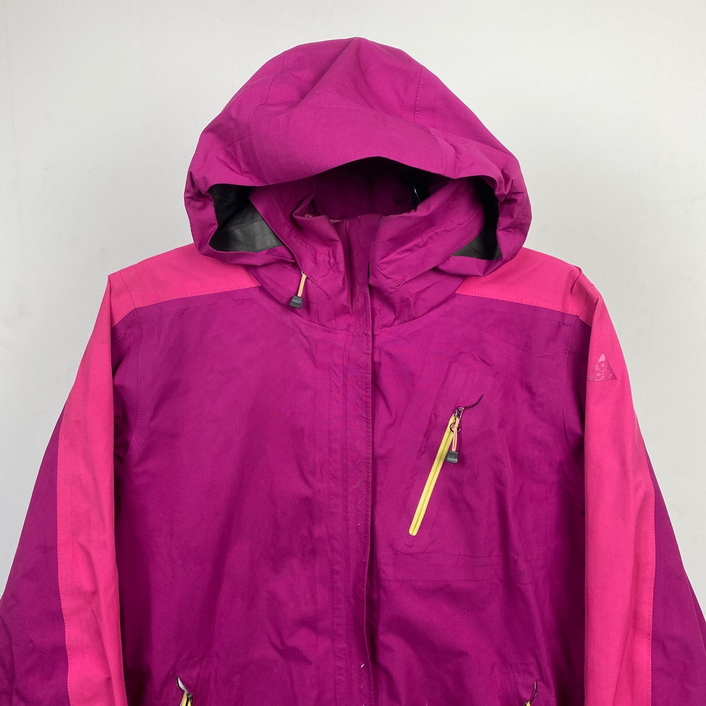 00s Nike ACG Gore-Tex Coat Jacket Pink Medium