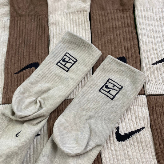 Vintage Nike Challenge Court Socks Tan Brown UK6 - 12